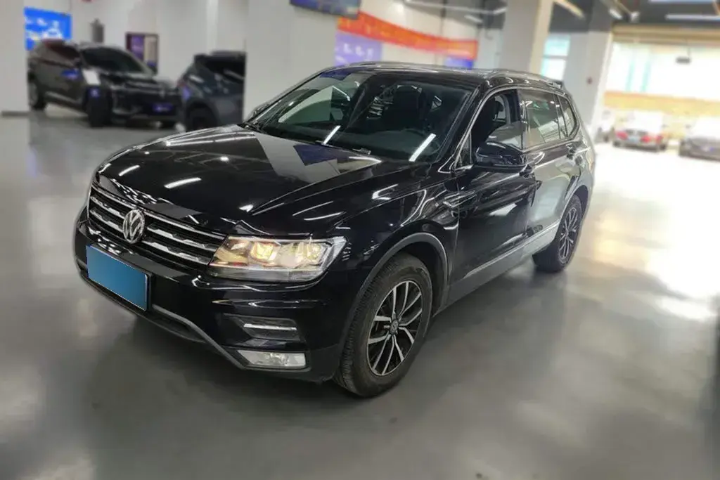 2018 Volkswagen Tiguan L 2.0T 186HP L4 7DCT