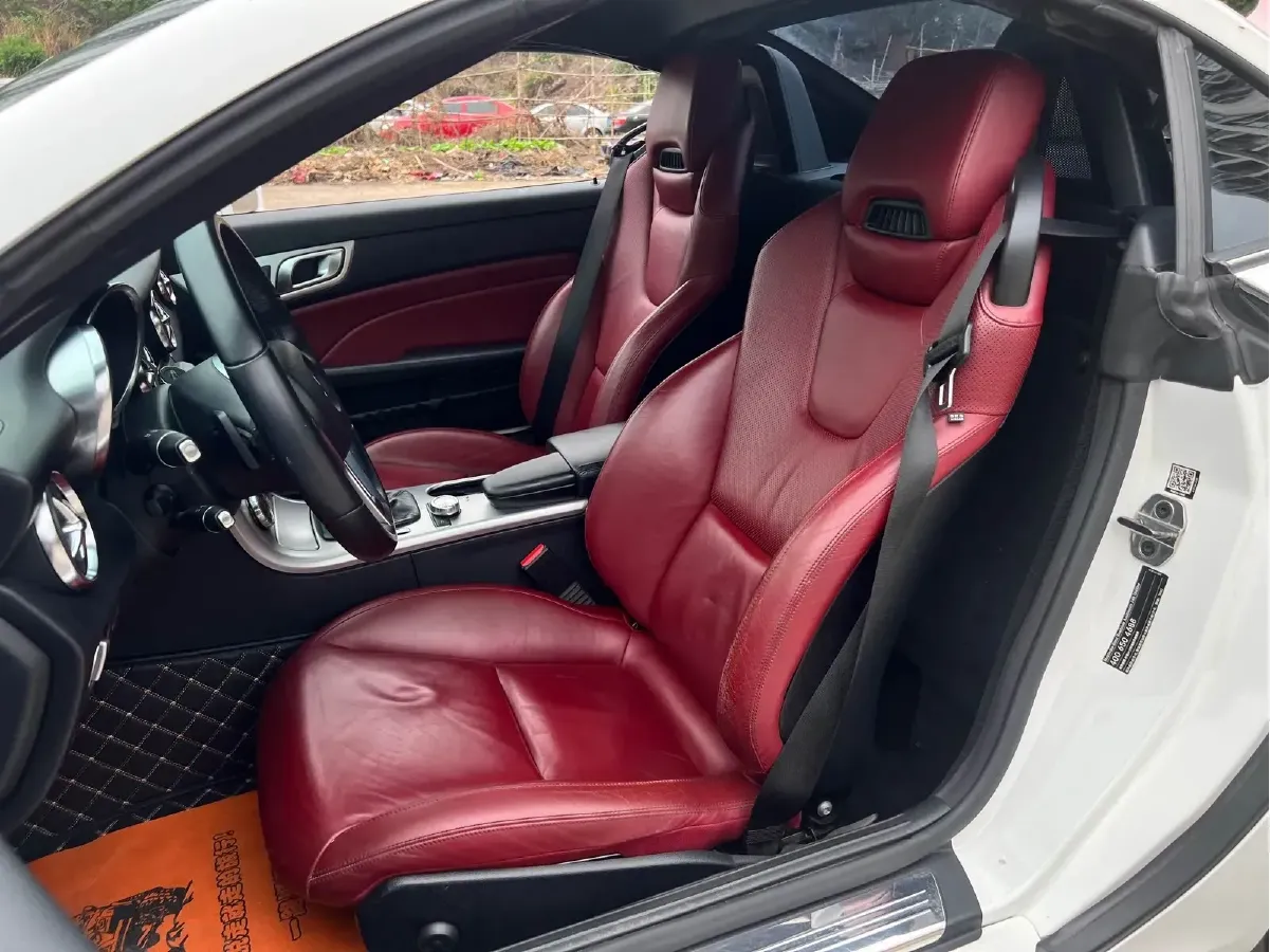 2011 Mercedes-Benz SLK Class 1.8T 184HP L4 7AT,autocango,china used car exporter,china ev exporter,chinese used car exporter,chinese used ev exporter