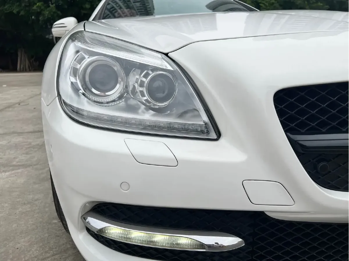2011 Mercedes-Benz SLK Class 1.8T 184HP L4 7AT,autocango,china used car exporter,china ev exporter,chinese used car exporter,chinese used ev exporter