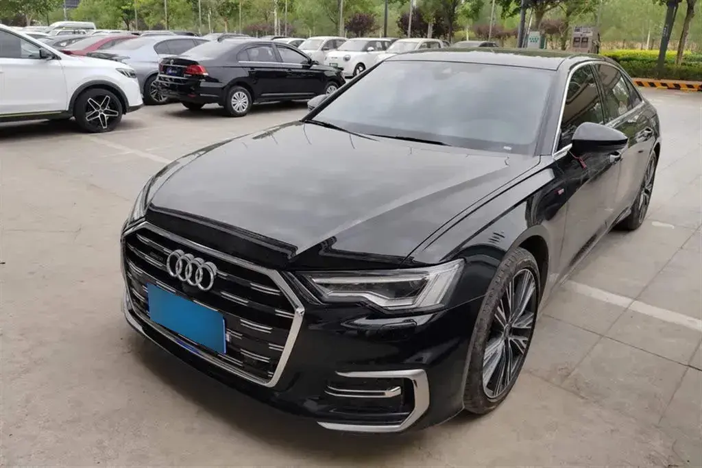 2024 Audi A6L 2.0T 245HP L4 7DCT