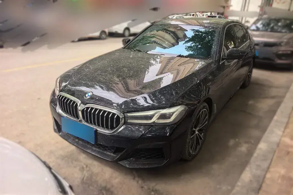 2022 BMW 5 Series 2.0T 252HP L4 8AT