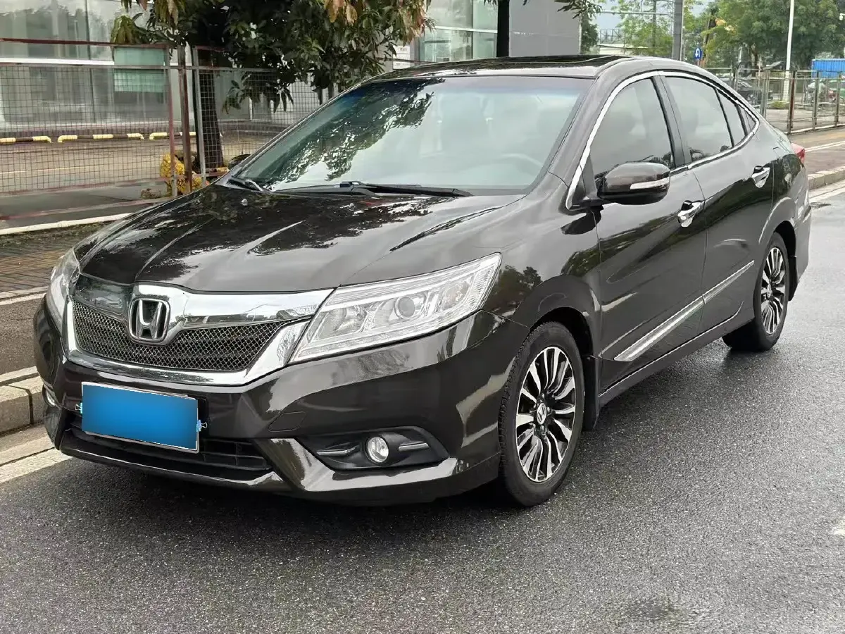 2015 Honda Crider 1.8L 139HP L4 5AT