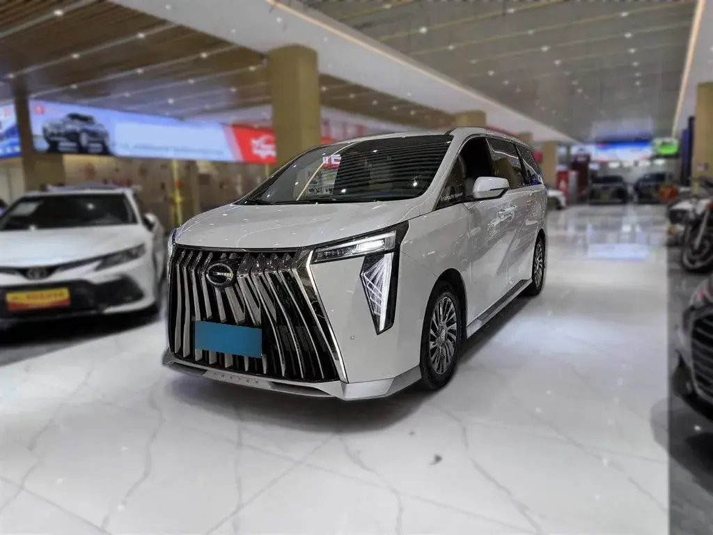 2023 GAC Trumpchi M8 2.0T 190HP L4 E-CVT Hybrid