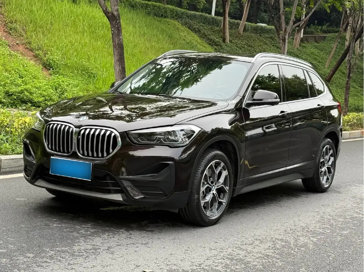 2021 BMW X1 2.0T 192HP L4 7DCT