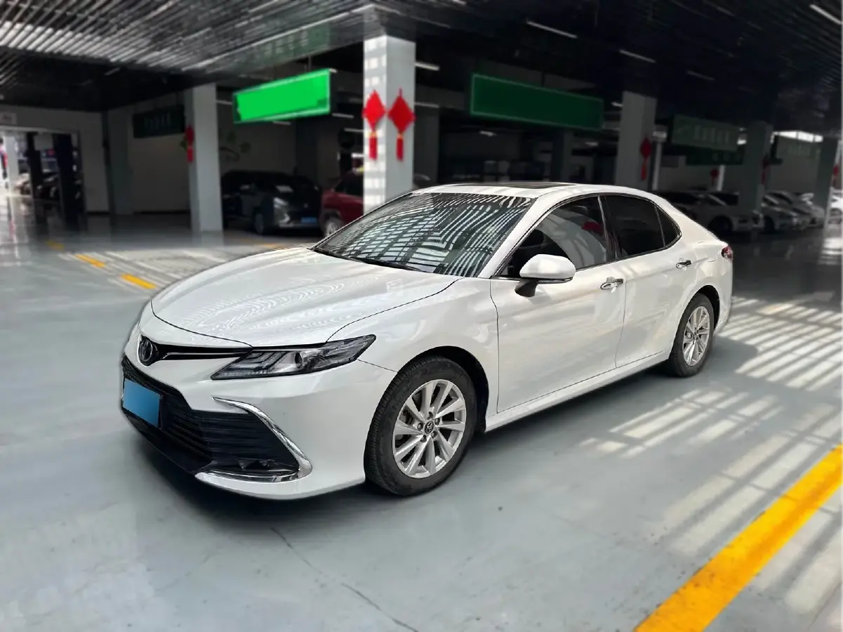 2021 Toyota Camry 2.0L 178HP L4 CVT