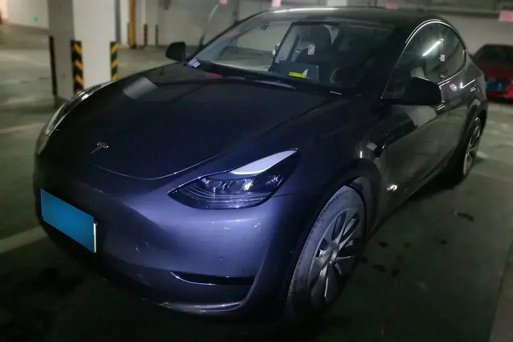 2022 Tesla Model Y BEV 60KWH