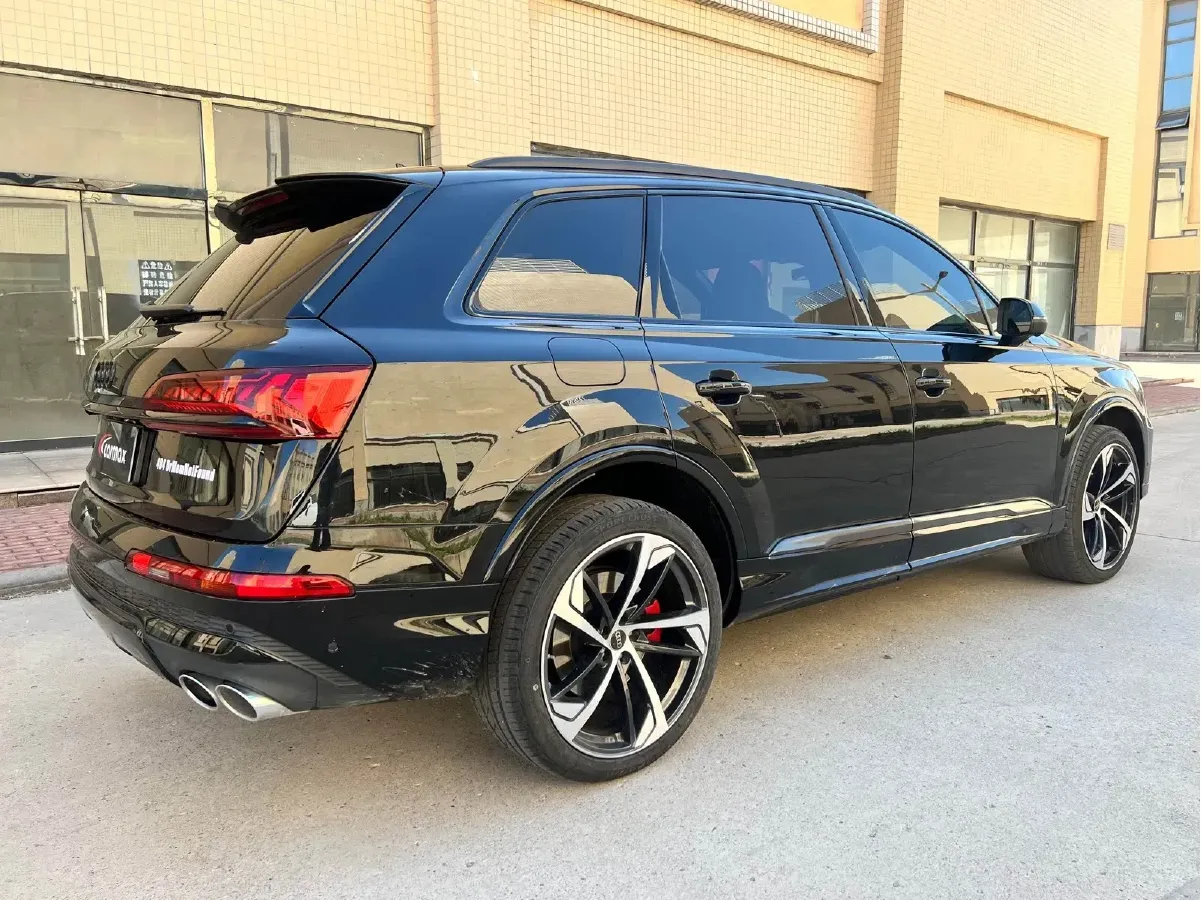 2024 Audi SQ7 4.0T 507HP V8 8AT,autocango,china used car exporter,china ev exporter,chinese used car exporter,chinese used ev exporter
