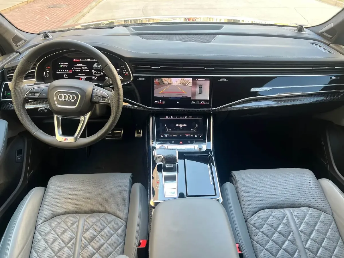 2024 Audi SQ7 4.0T 507HP V8 8AT,autocango,china used car exporter,china ev exporter,chinese used car exporter,chinese used ev exporter