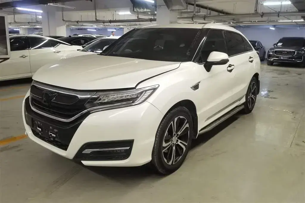 2017 Honda UR-V 2.0T 272HP L4 9AT