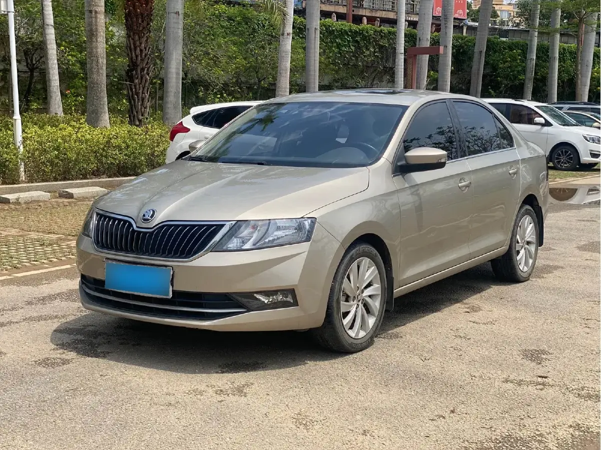 2018 Skoda Rapid 1.6L 110HP L4 6AT