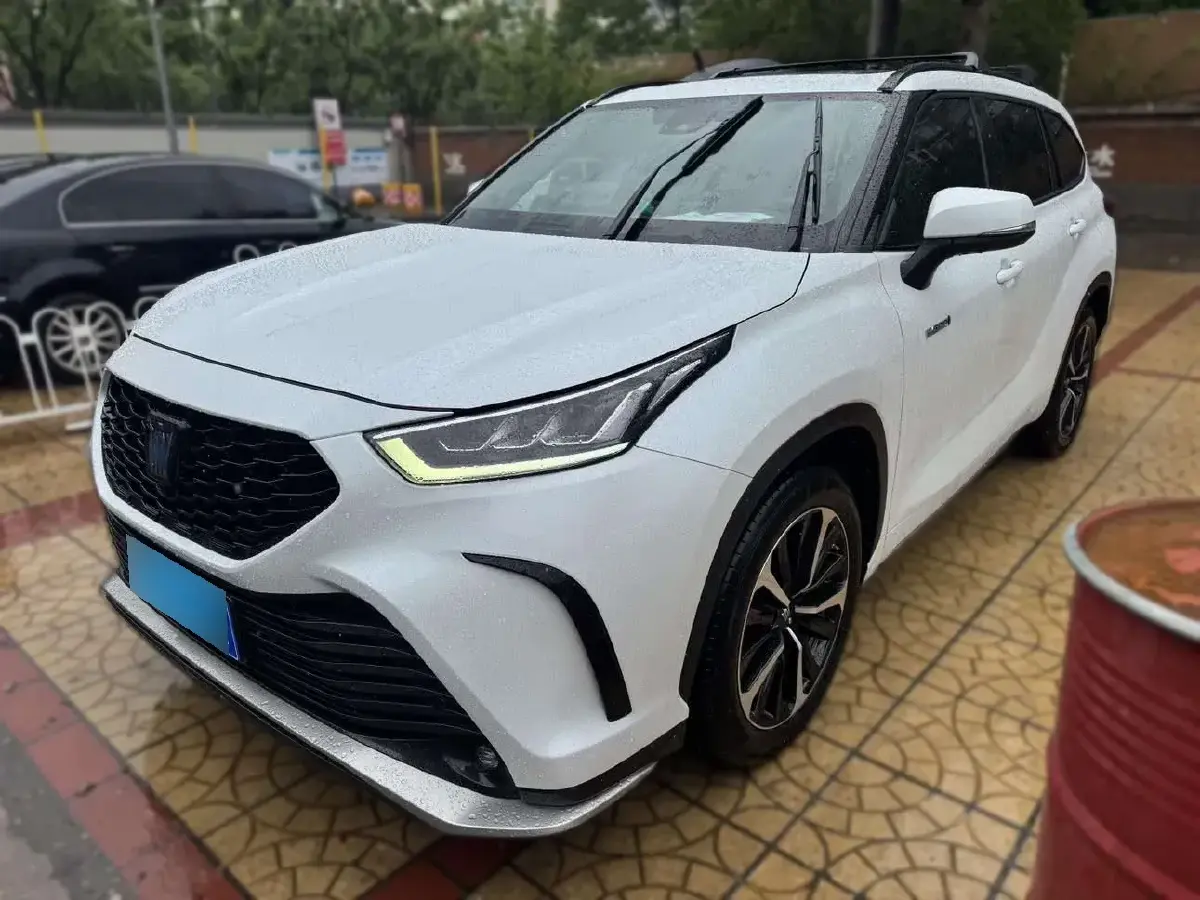 2022 Toyota Crown Kluger 2.5L 192HP L4 E-CVT Hybrid