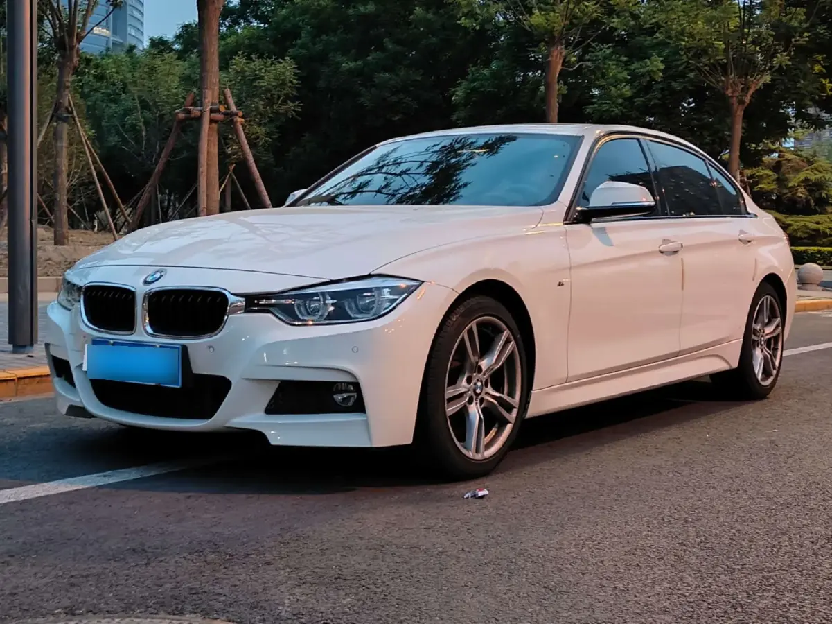 2019 BMW 3 Series 2.0T 184HP L4 8AT