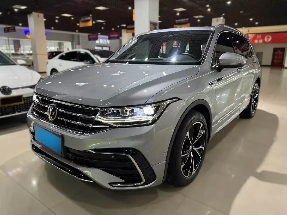 2022 Volkswagen Tiguan L 2.0T 186HP L4 7DCT