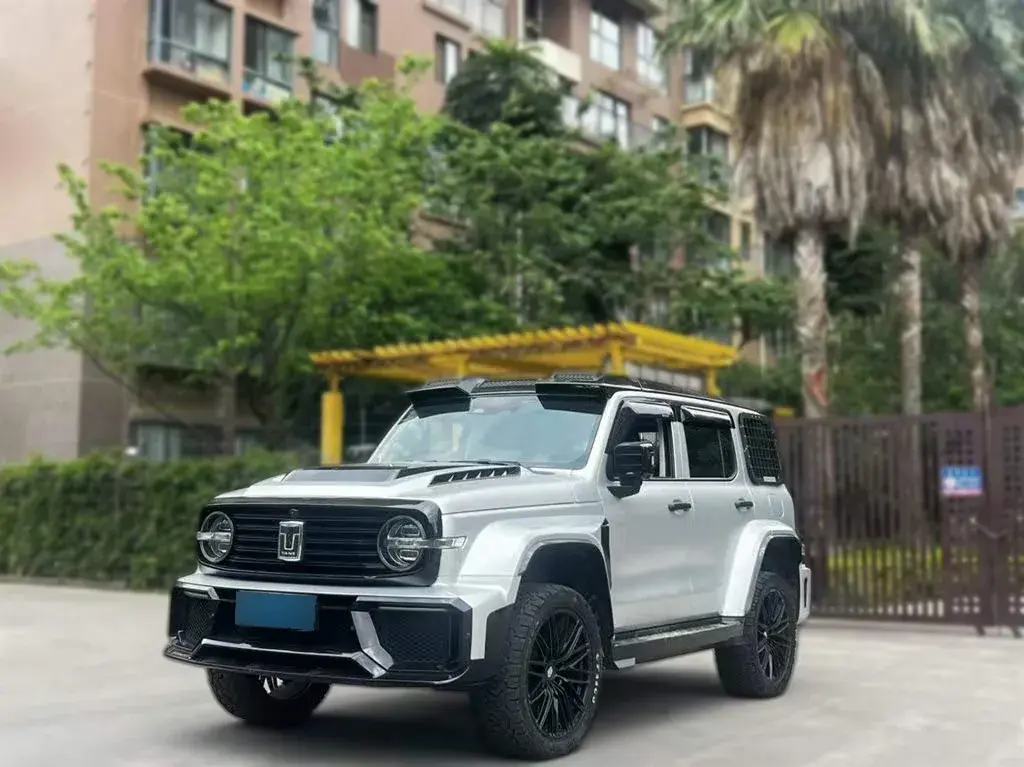 2023 Tank 300 2.0T 227HP L4 8AT