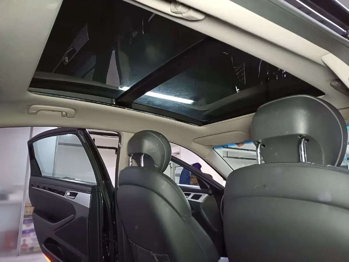 2015 Hyundai Cenesis 3.0L 257HP V6 8AT,autocango,china used car exporter,china ev exporter,chinese used car exporter,chinese used ev exporter