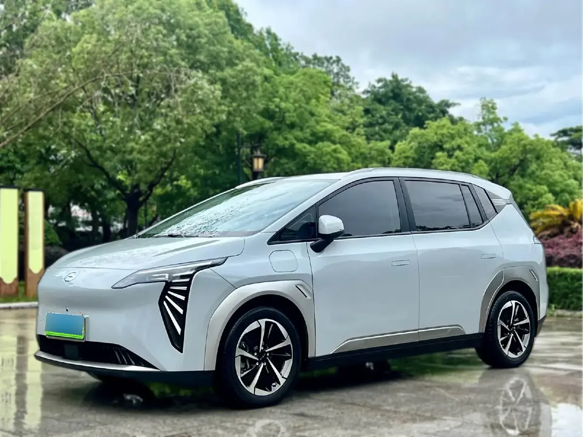 2023 Aion Y BEV 61.7KWH