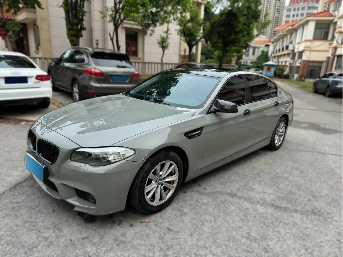 2011 BMW 5 Series 2.5L 204HP L6 8AT