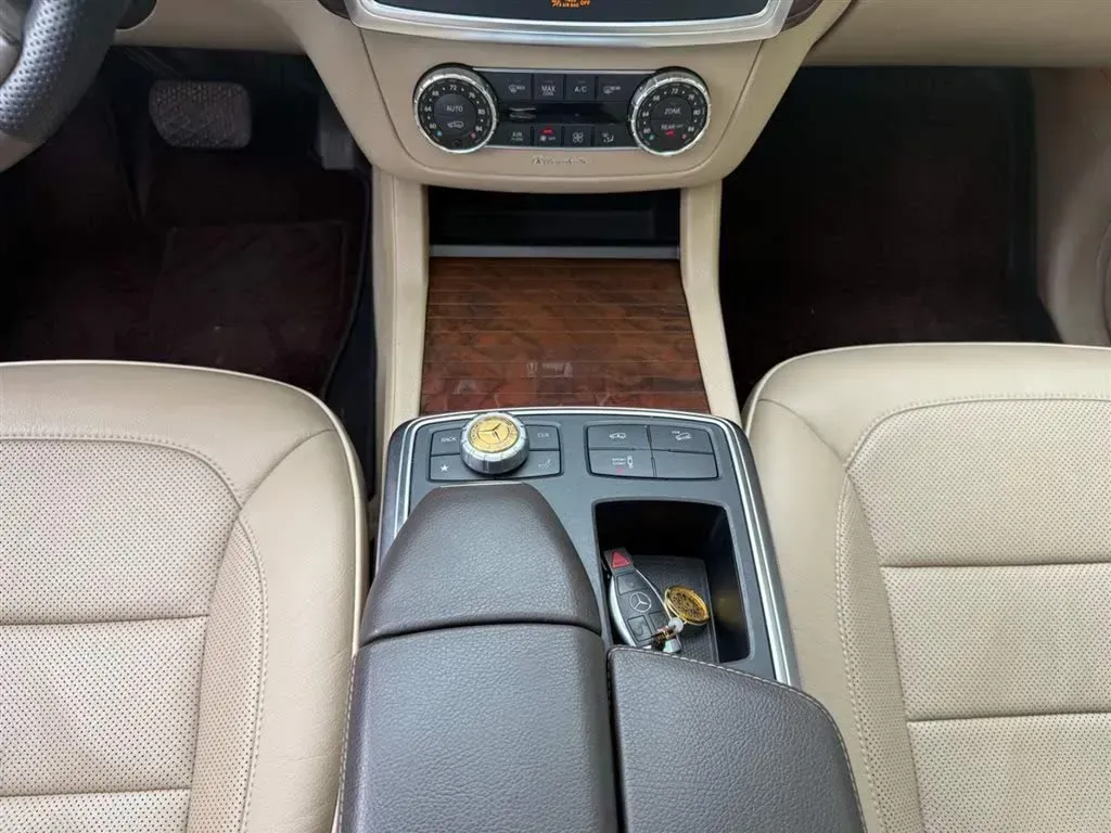 2013 Mercedes-Benz GL Class 4.7T 435HP V8 7AT,autocango,china used car exporter,china ev exporter,chinese used car exporter,chinese used ev exporter