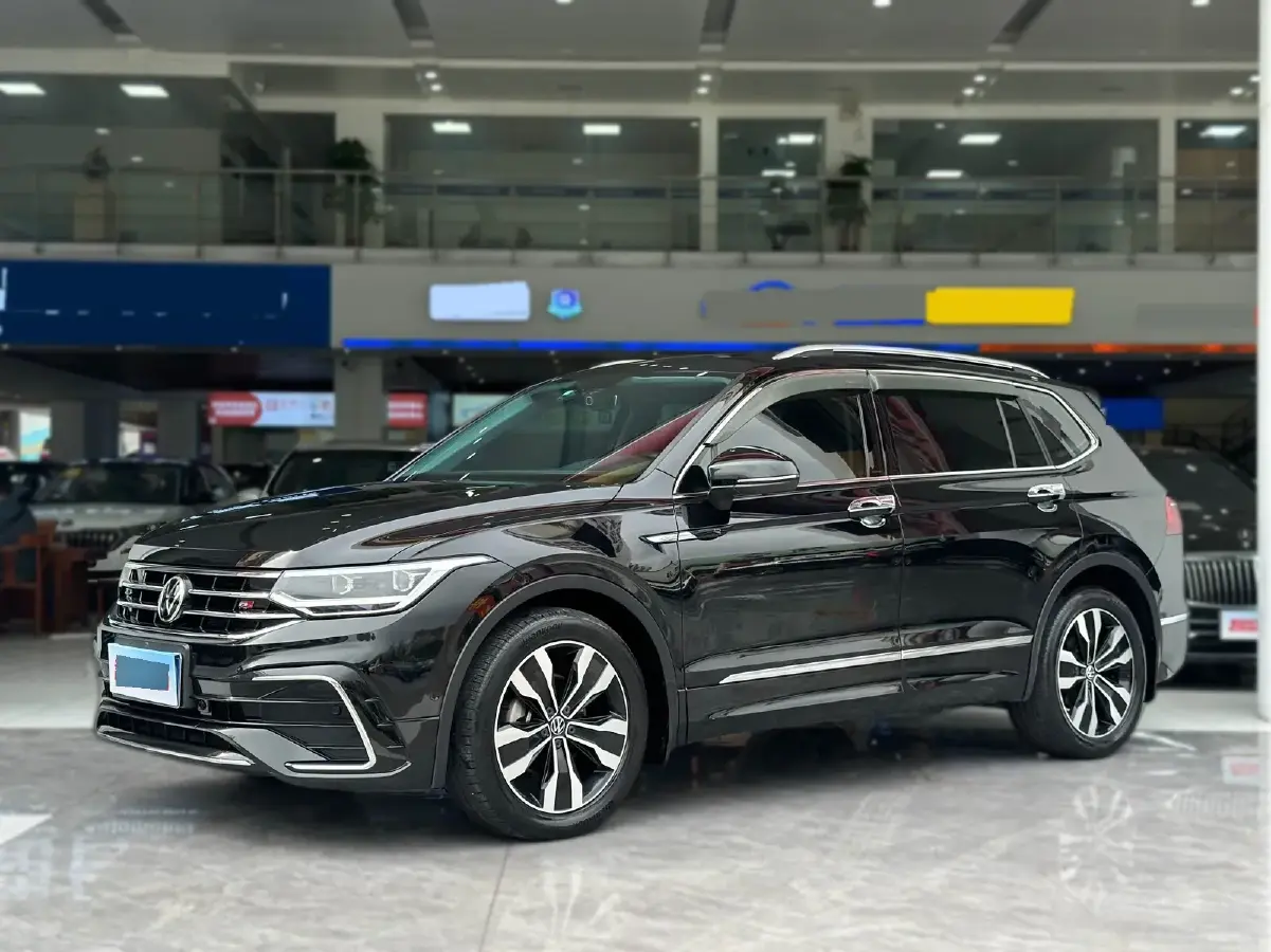 2022 Volkswagen Tiguan L 2.0T 186HP L4 7DCT