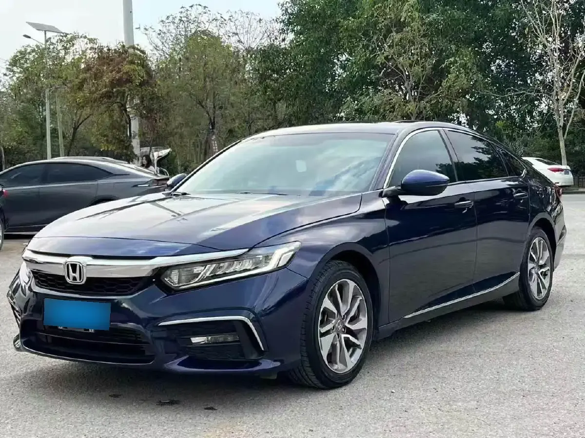 2019 Honda Inspire 1.5T 194HP L4 CVT