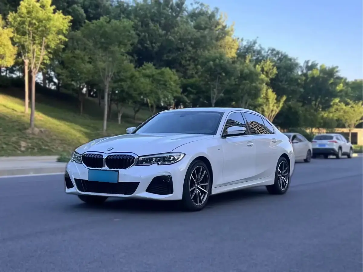 2021 BMW 3 Series 2.0T 156HP L4 8AT