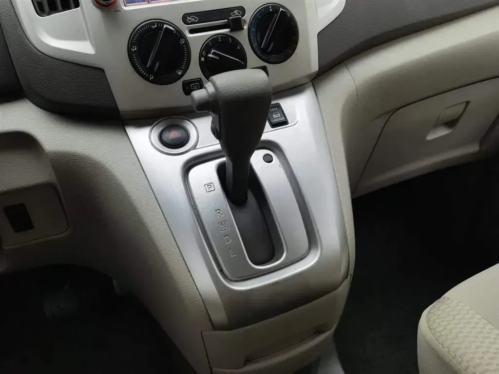 2016 Nissan NV200 1.6L 124HP L4 CVT,autocango,china used car exporter,china ev exporter,chinese used car exporter,chinese used ev exporter