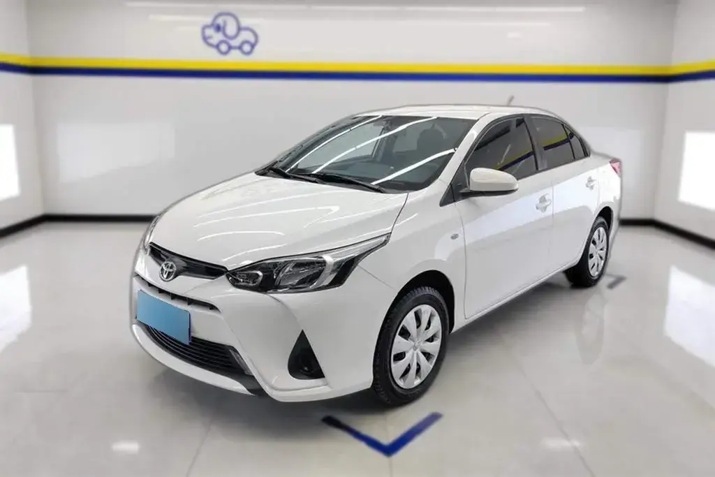 2020 Toyota Yaris L 1.5L 110HP L4 CVT