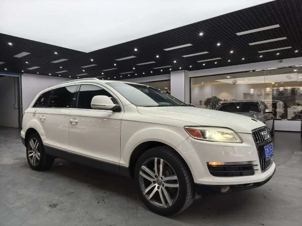 2007 Audi Q7 3.6L 280HP V6 6AT