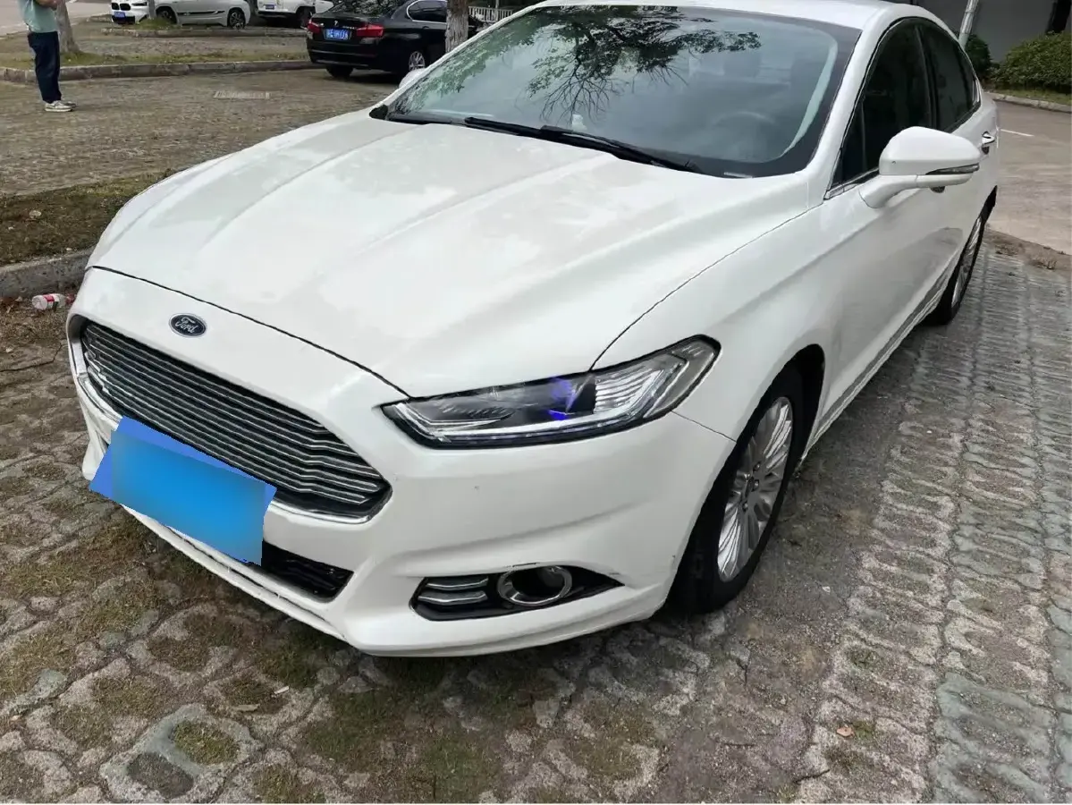 2013 Ford Mondeo 2.0T 203HP L4 6AT