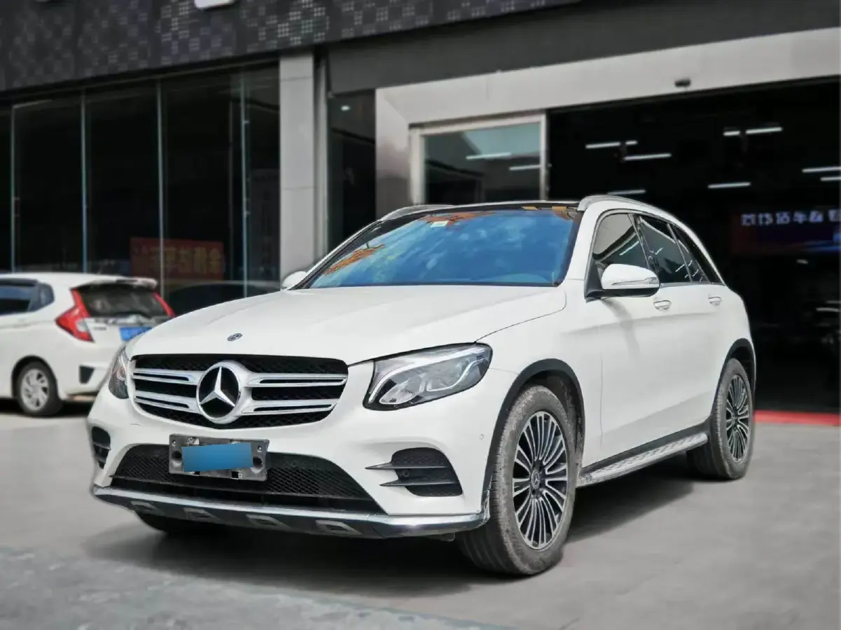 2018 Mercedes-Benz GLC Class 2.0T 211HP L4 9AT