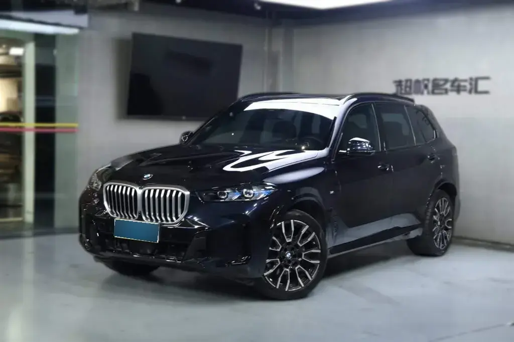 2023 BMW X5 3.0T 381HP L6 8AT