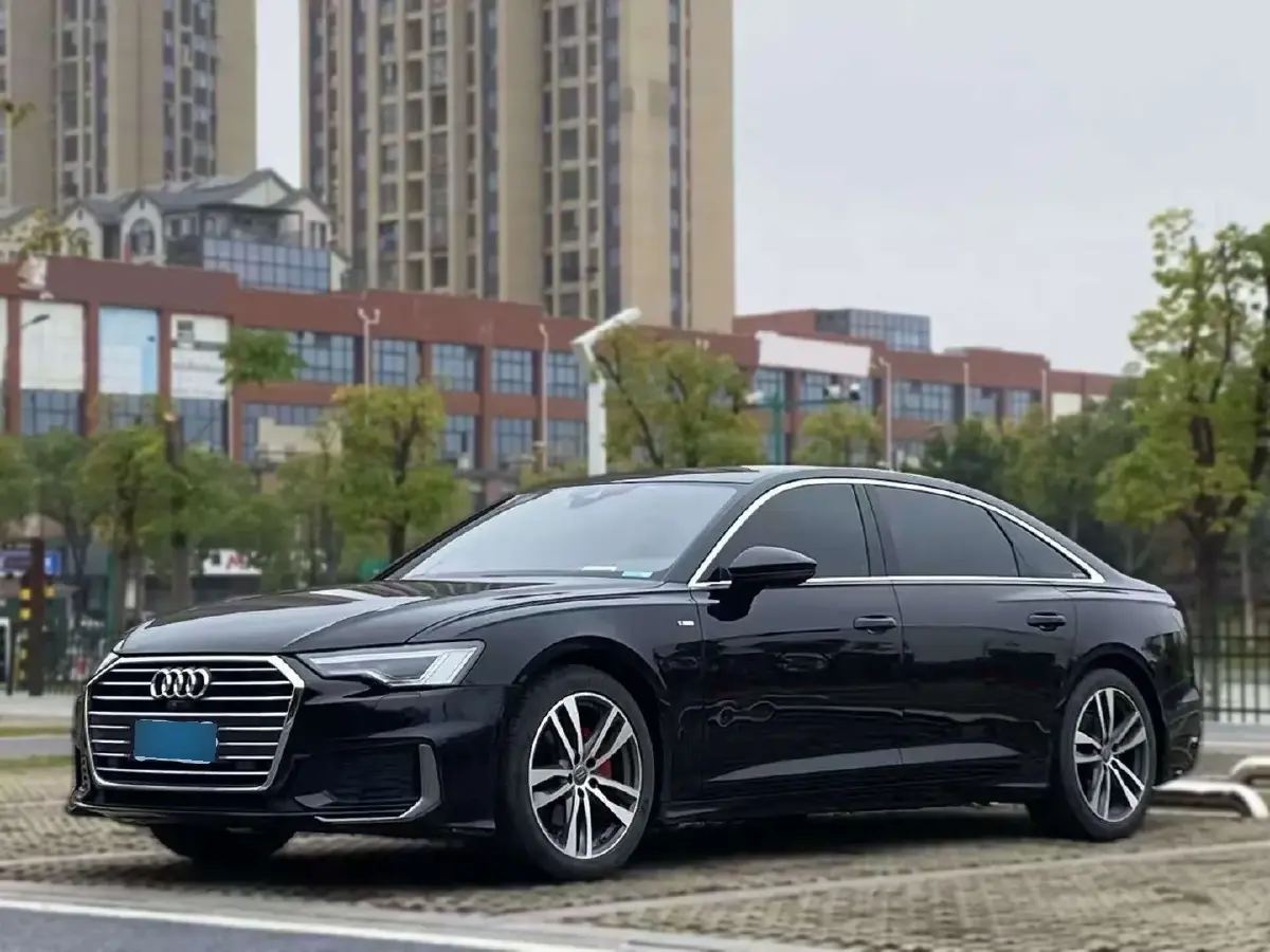 2019 Audi A6L 2.0T 190HP L4 7DCT