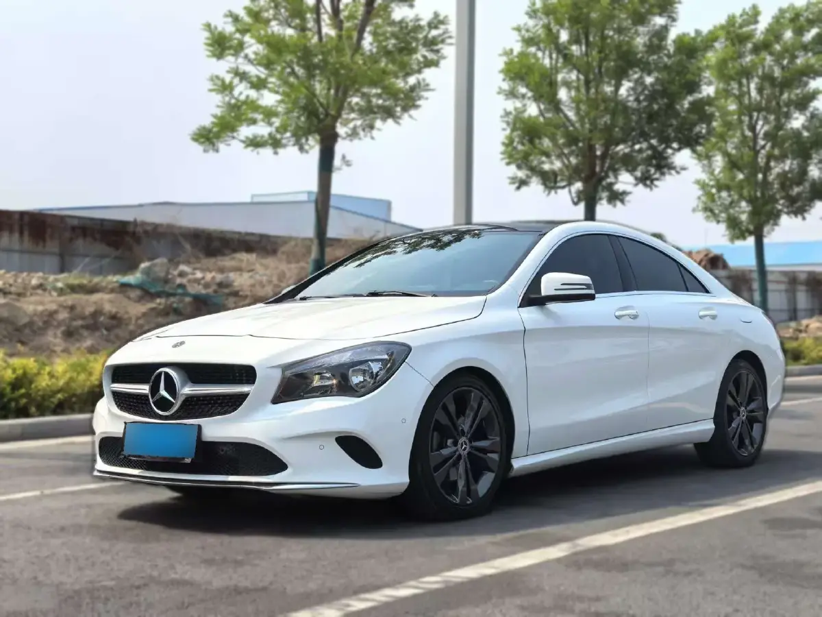 2016 Mercedes-Benz GLC Class 2.0T 211HP L4 9AT