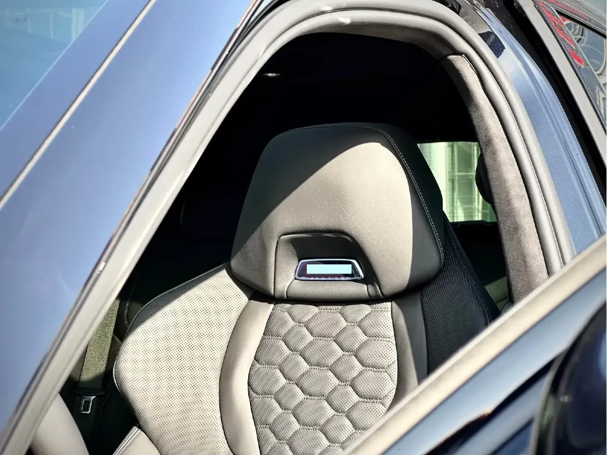 2020 BMW X6 M 4.4T 600HP V8 8AT,autocango,china used car exporter,china ev exporter,chinese used car exporter,chinese used ev exporter