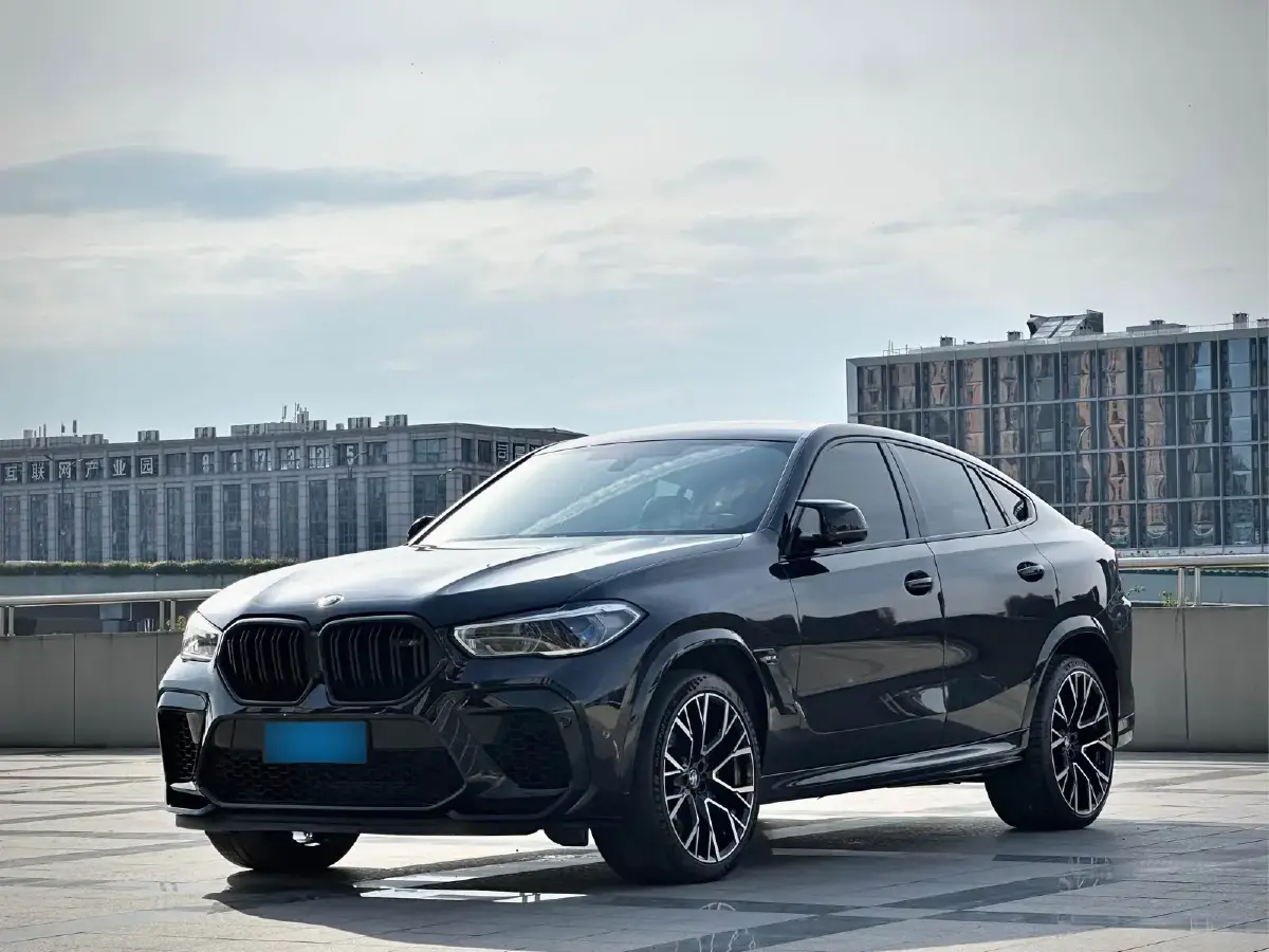 2020 BMW X6 M 4.4T 600HP V8 8AT