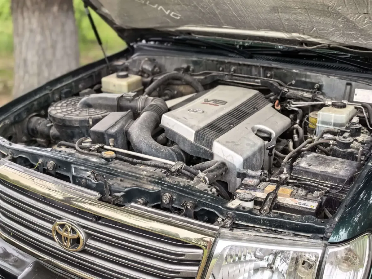 2004 Mazda 8 3.0L 170HP V6 5AT,autocango,china used car exporter,china ev exporter,chinese used car exporter,chinese used ev exporter