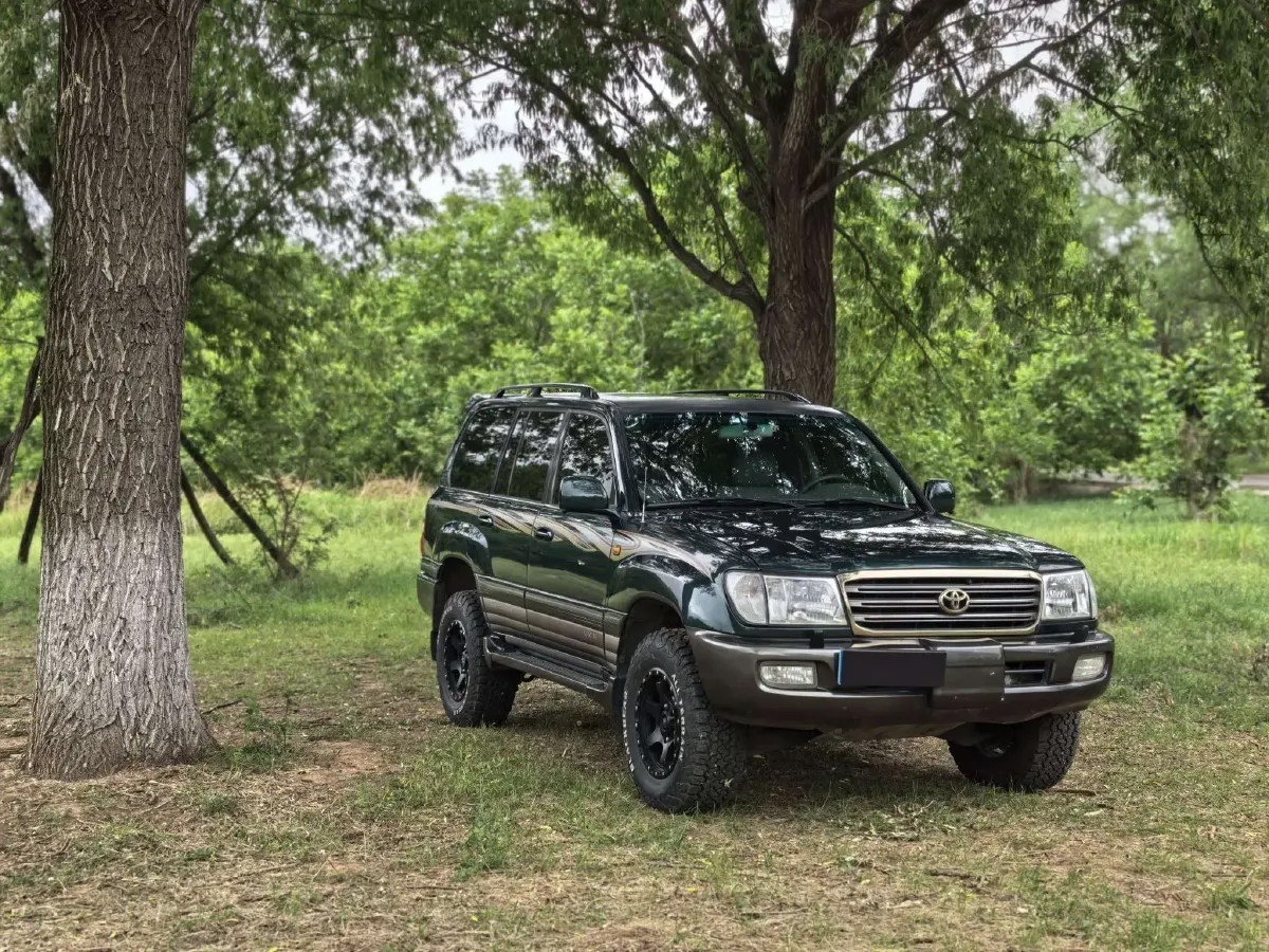 2004 Mazda 8 3.0L 170HP V6 5AT,autocango,china used car exporter,china ev exporter,chinese used car exporter,chinese used ev exporter