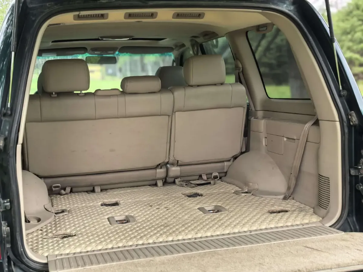 2004 Mazda 8 3.0L 170HP V6 5AT,autocango,china used car exporter,china ev exporter,chinese used car exporter,chinese used ev exporter