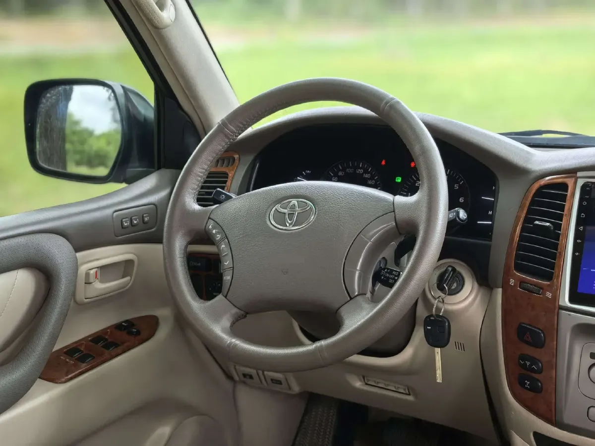 2004 Mazda 8 3.0L 170HP V6 5AT,autocango,china used car exporter,china ev exporter,chinese used car exporter,chinese used ev exporter