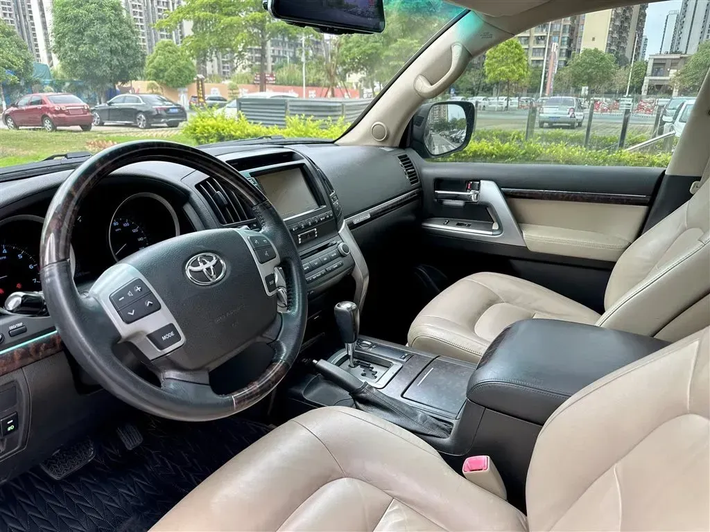 2011 Mercedes-Benz Viano 3.5L 258HP V6 5AT,autocango,china used car exporter,china ev exporter,chinese used car exporter,chinese used ev exporter