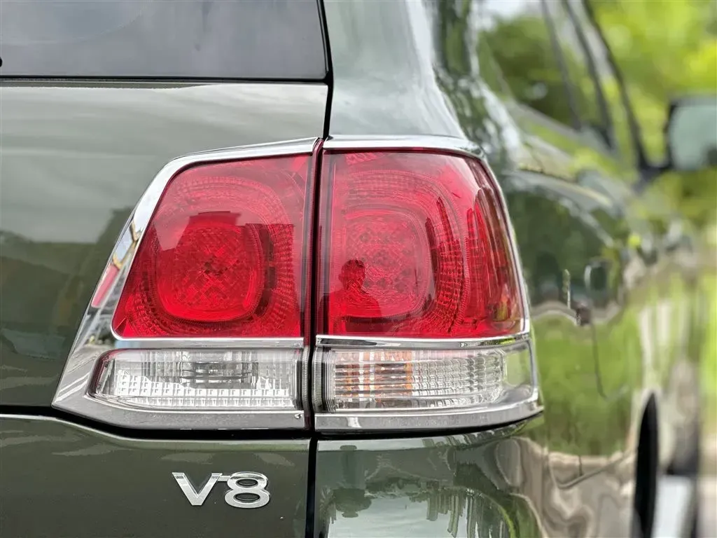 2011 Mercedes-Benz Viano 3.5L 258HP V6 5AT,autocango,china used car exporter,china ev exporter,chinese used car exporter,chinese used ev exporter