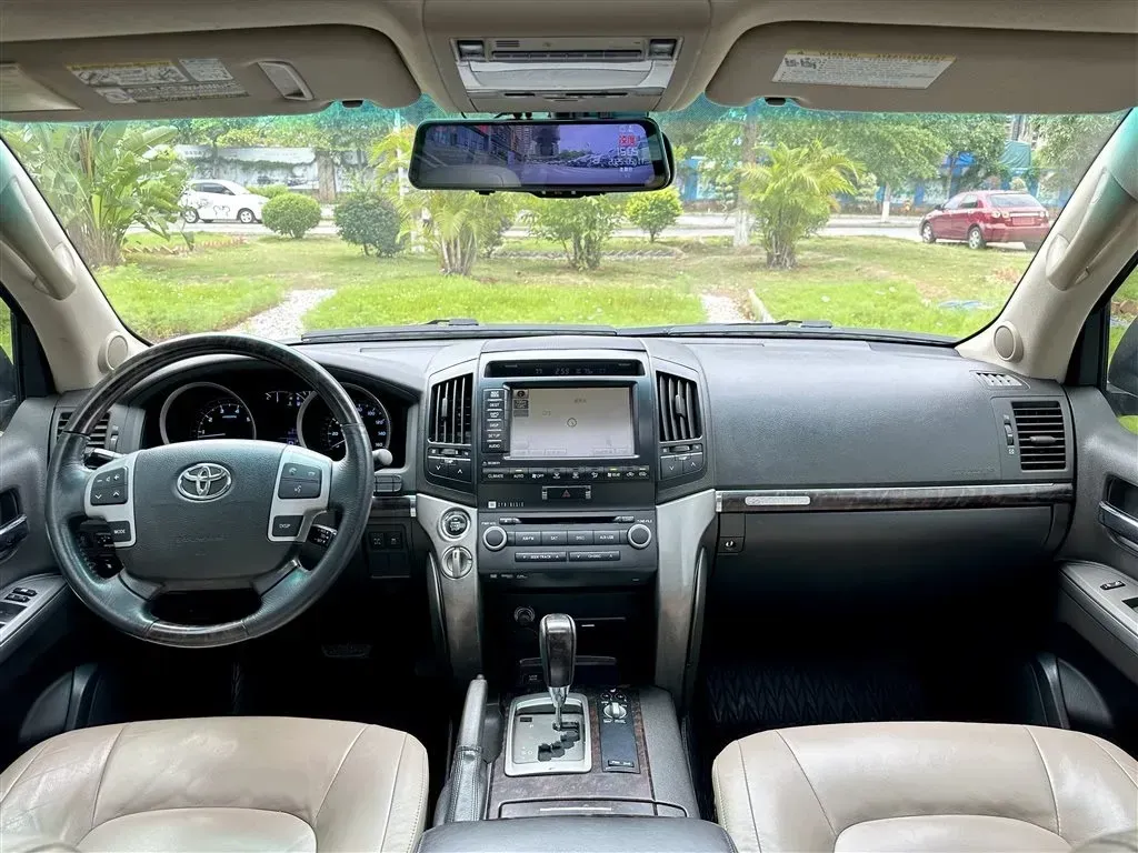 2011 Mercedes-Benz Viano 3.5L 258HP V6 5AT,autocango,china used car exporter,china ev exporter,chinese used car exporter,chinese used ev exporter