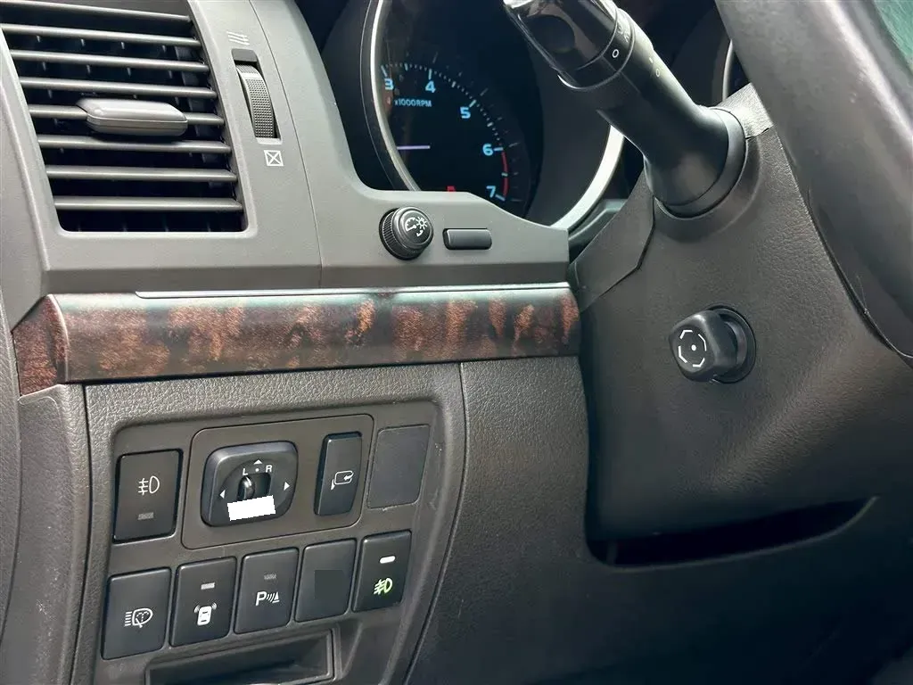 2011 Mercedes-Benz Viano 3.5L 258HP V6 5AT,autocango,china used car exporter,china ev exporter,chinese used car exporter,chinese used ev exporter