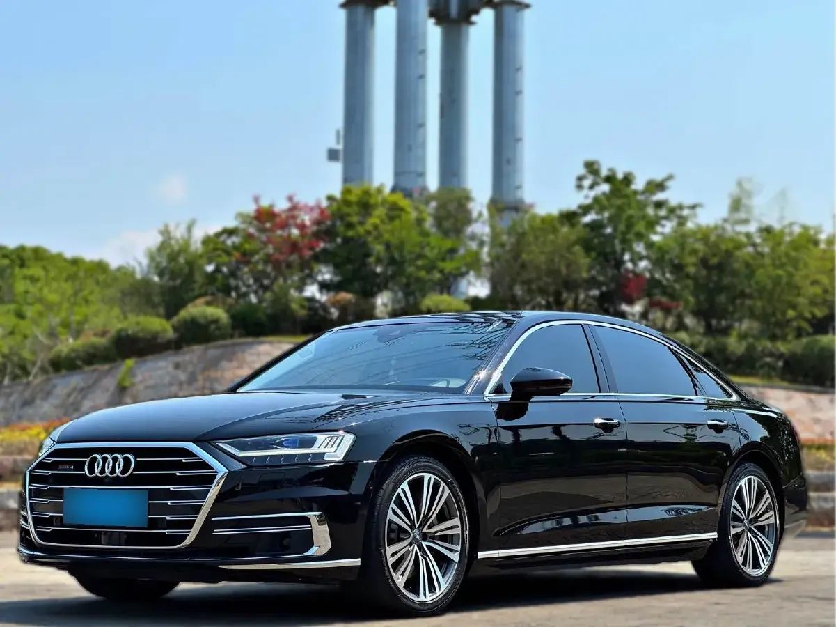 2018 Audi A8 3.0T 340HP V6 8AT