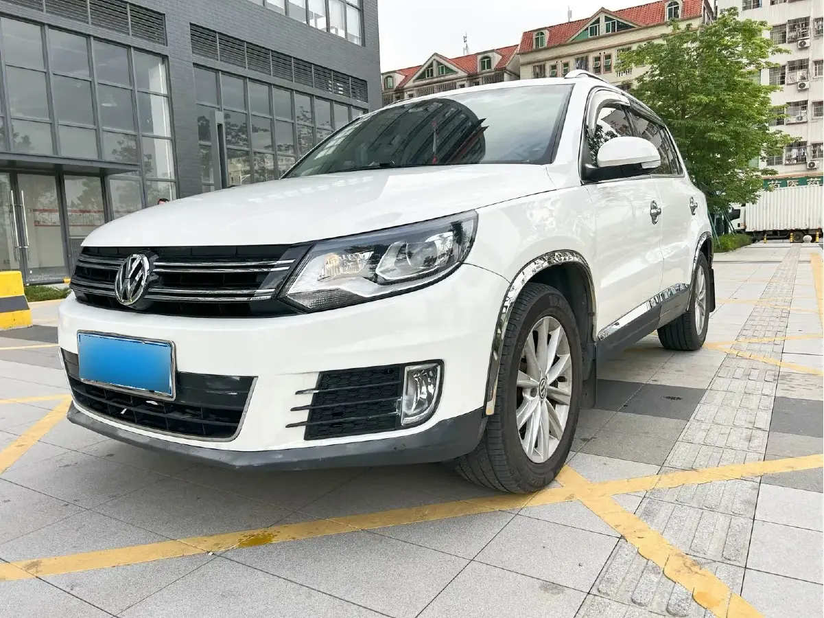 2016 Volkswagen Tiguan 1.4T 150HP L4 6DCT