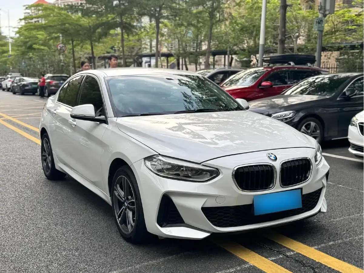 2022 BMW 1 Series 1.5T 140HP L3 7DCT