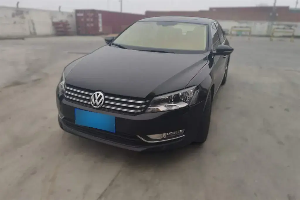2014 Volkswagen Passat 1.8T 160HP L4 7DCT