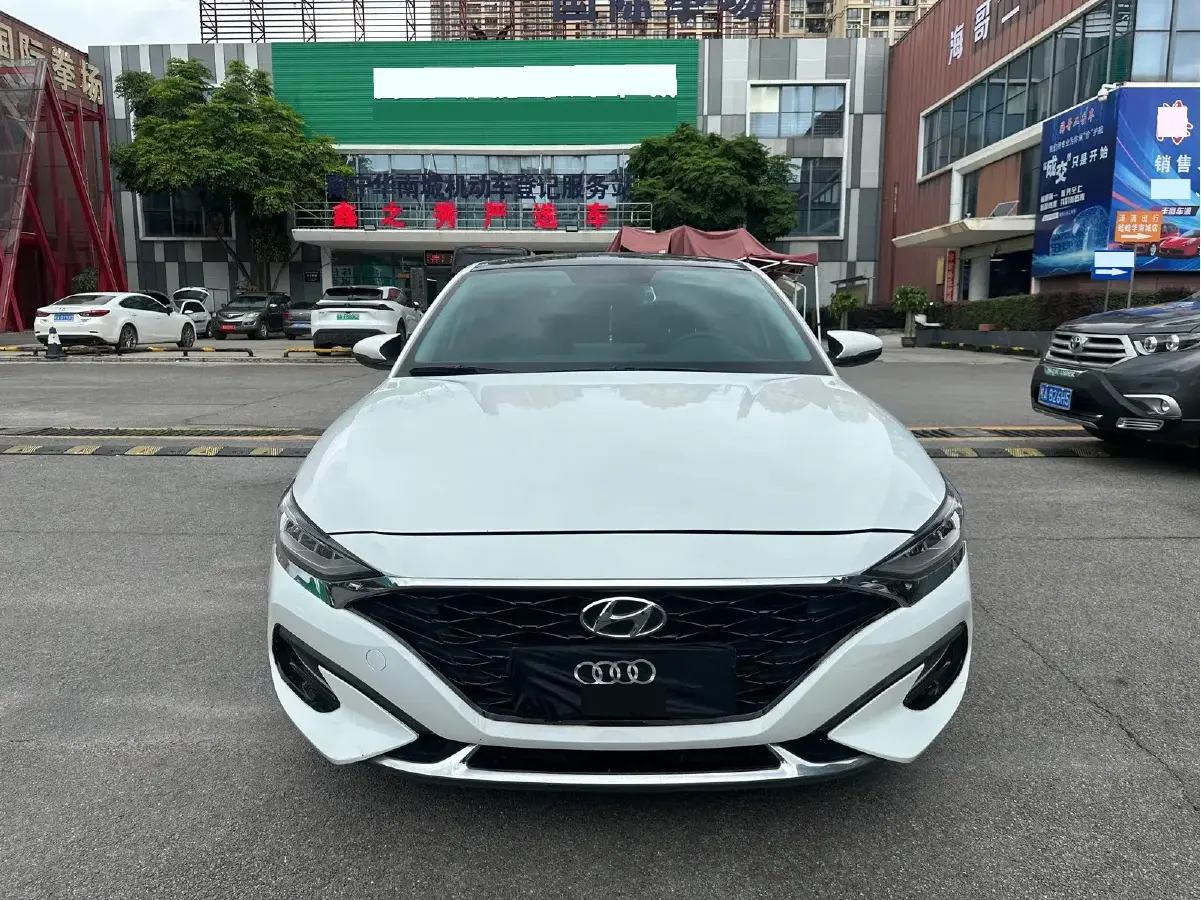 2021 Hyundai La Festa 1.6T 204HP L4 7DCT