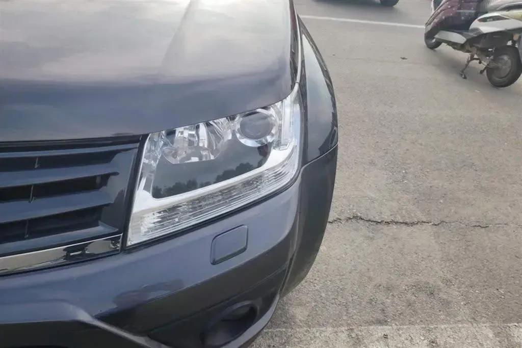 2012 Suzuki Grand Vitara 2.4L 166HP L4 4AT,autocango,china used car exporter,china ev exporter,chinese used car exporter,chinese used ev exporter