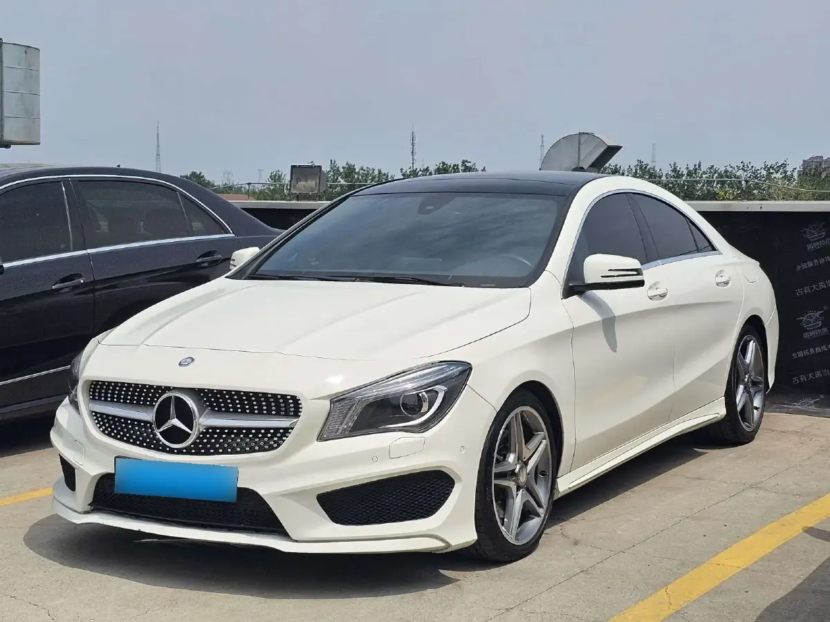 2016 Mercedes-Benz CLA Class 2.0T 184HP L4 7DCT